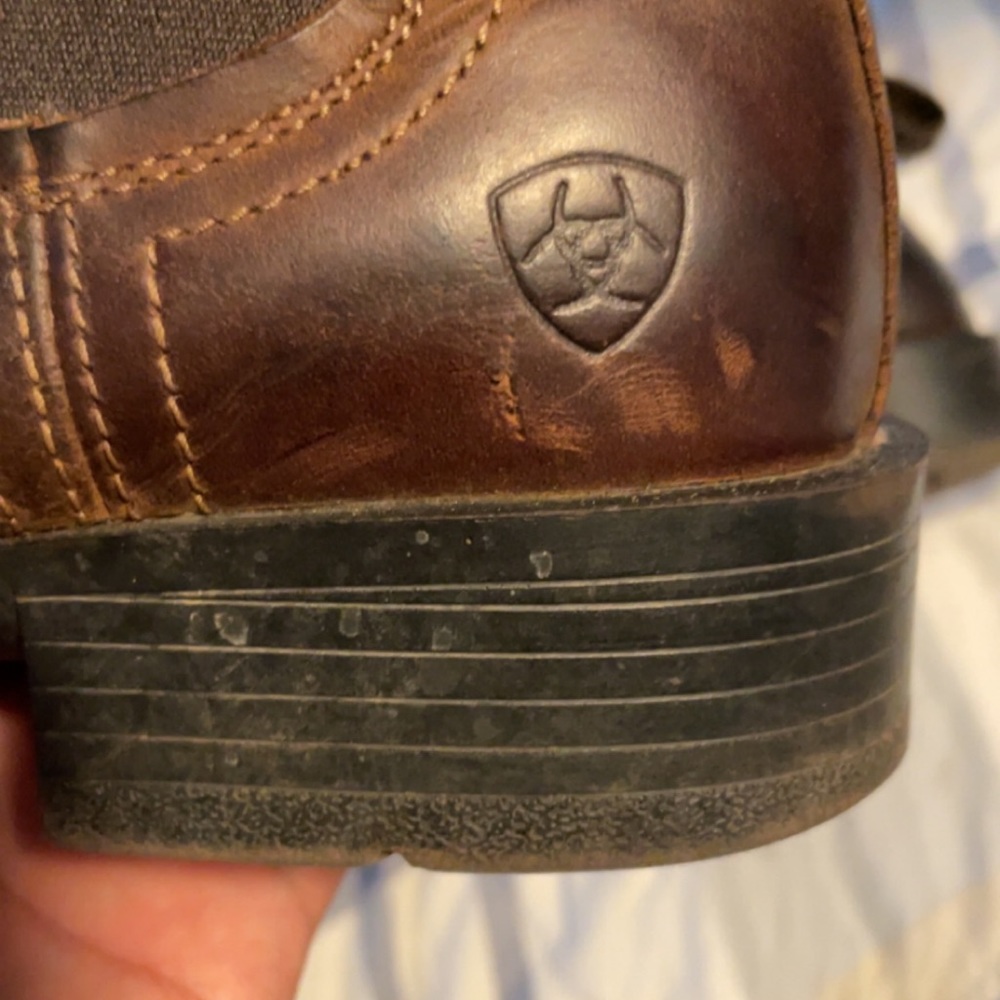 Ariat Booker ankle boots